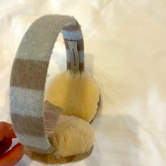 Burberry earmuffs - Picture 3 of 6